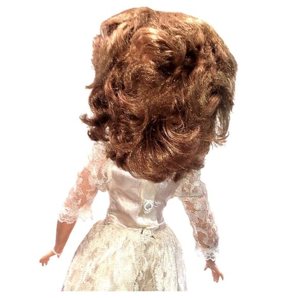 19" 50s Vintage Teenage High Heel Fashion Doll~ Wedding Dress & Heels By Uneeda - Picture 7 of 16